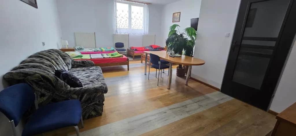 Tanie noclegi w dworku we Wrocławiu – komfort i wygoda w zasięgu ręki