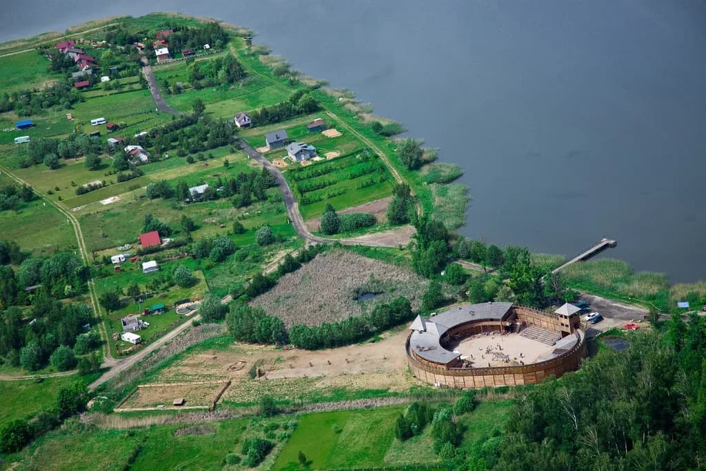 Jak przenieść się w czasie w Byczynie? Gród rycerski czeka na Ciebie