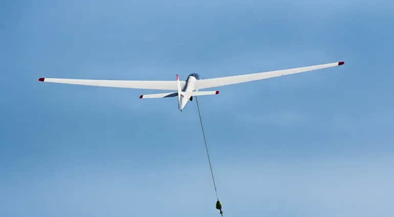 Ile kosztuje lot szybowcem? Ceny i opcje, które musisz znać