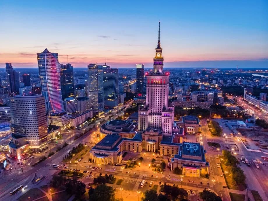 Warszawa centrum: 5 atrakcji, obok których nie przejdziesz obojętnie
