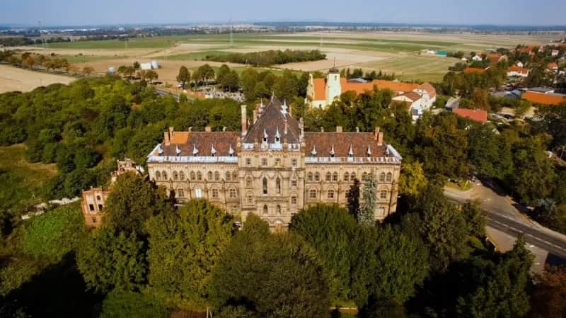 Jakie fascynujące tajemnice kryją majestatyczne pałace na Śląsku?