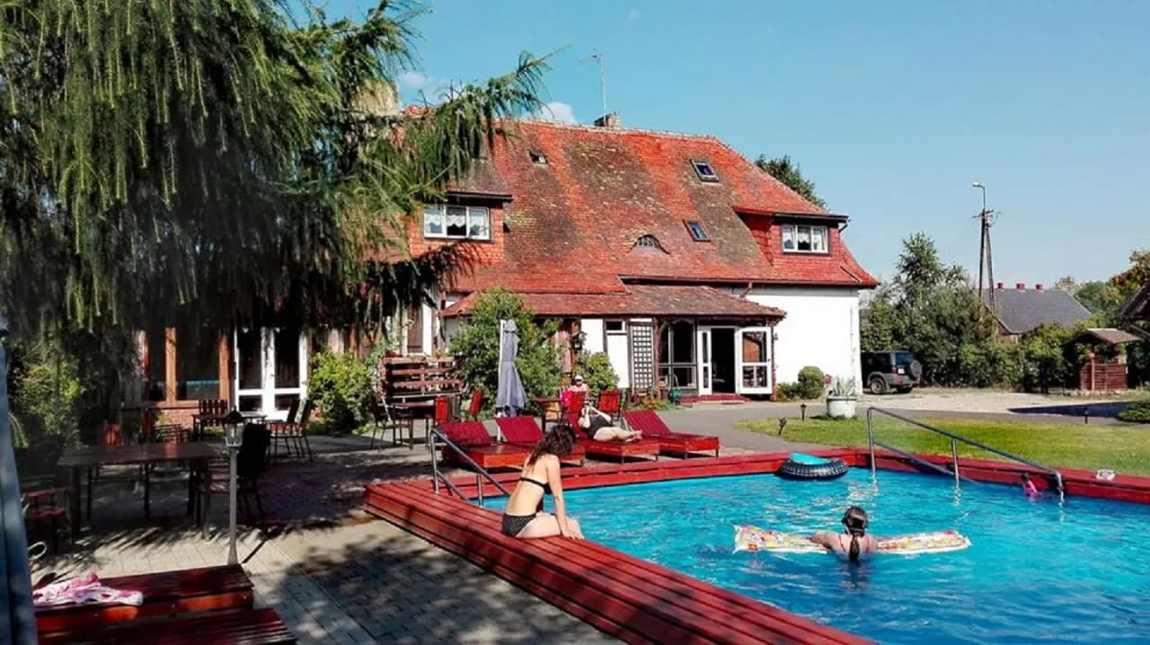 Leśny Dworek Kwiejce – komfortowe noclegi w sercu Puszczy Noteckiej