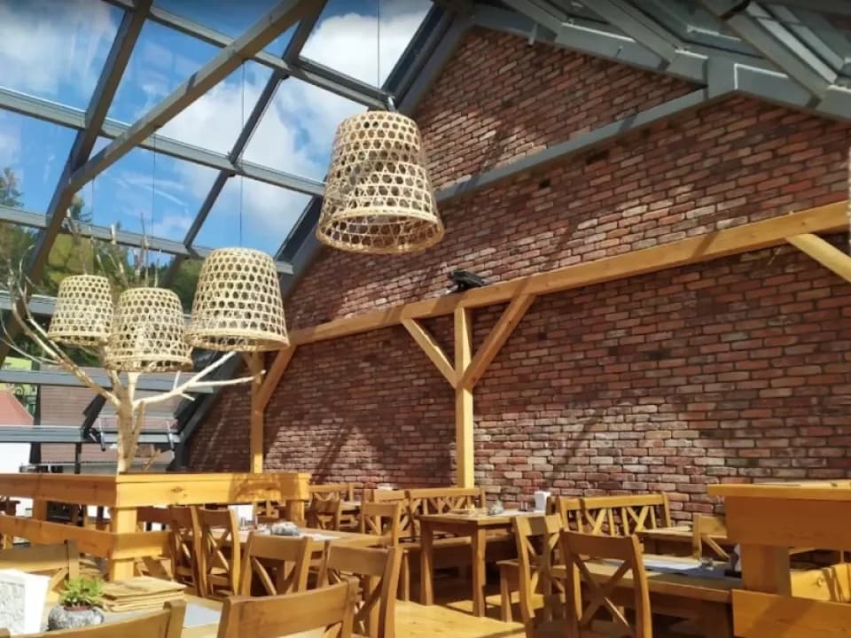Gdzie zjeść w Szklarskiej Porębie? Esplanada i 4 inne top restauracje