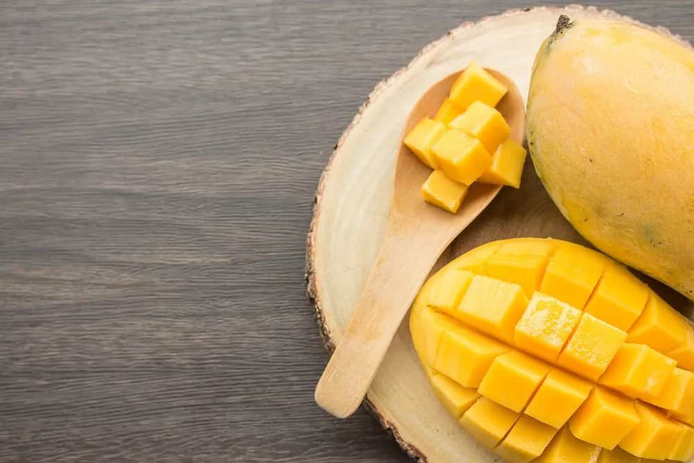 Jak obrać mango jak prawdziwy mistrz? Nieznane triki i sekrety!