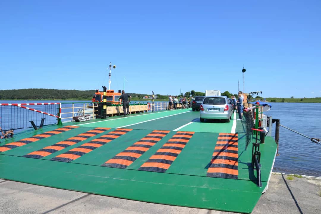 Jak działa prom na Sobieszewo? Wszystko, co musisz wiedzieć!