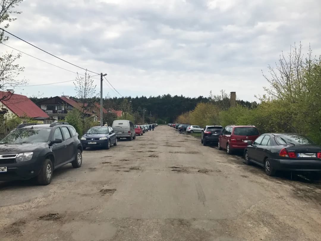 Jak łatwo zaparkować przy tajemniczej Mewiej Łasze? 3 sposoby!