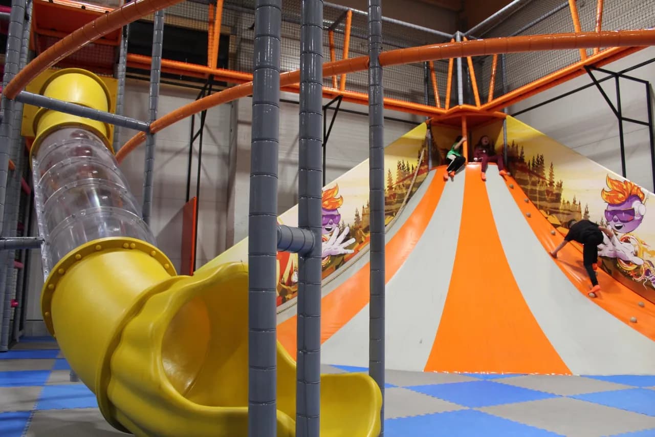 Atrakcje dla dzieci Śląsk: 7 pomysłów na rodzinny weekend