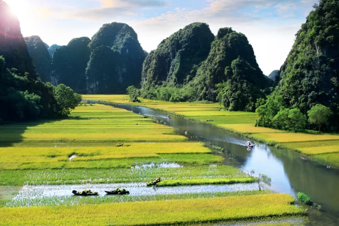 Czemu Ninh Binh nazywają lądowym Ha Long Bay? To cud Wietnamu